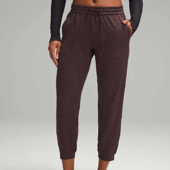 Lululemon Soft Jersey Classic-Fit Mid-Rise Jogger Heather Brown Women's 6 - Picture 2 of 12